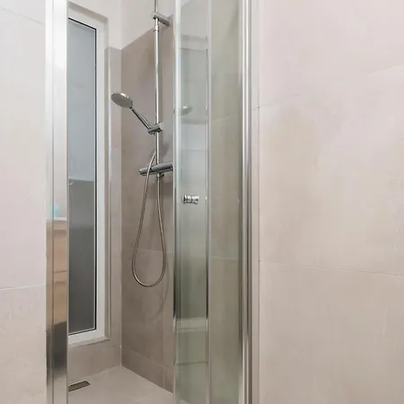 Zen Vatican - Zen 30 Apartman